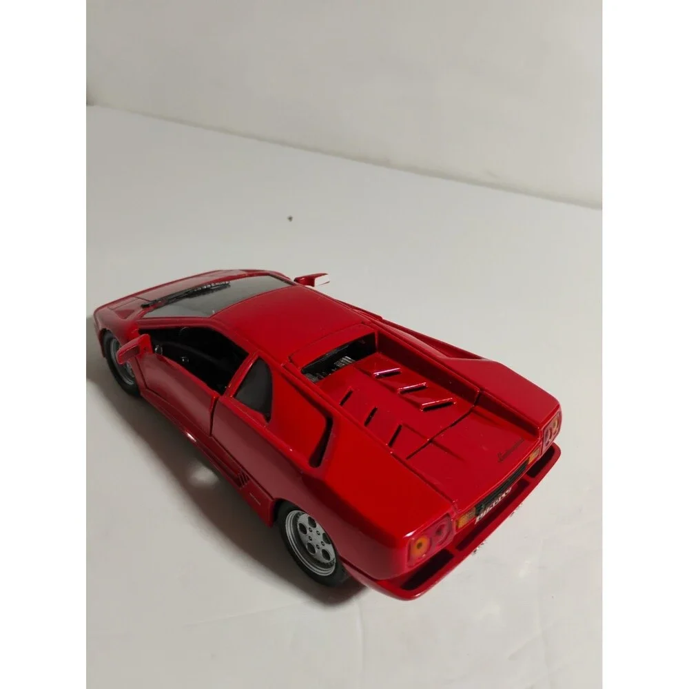 Welly 1:24 Lamborghini Diablo Red NO 9374